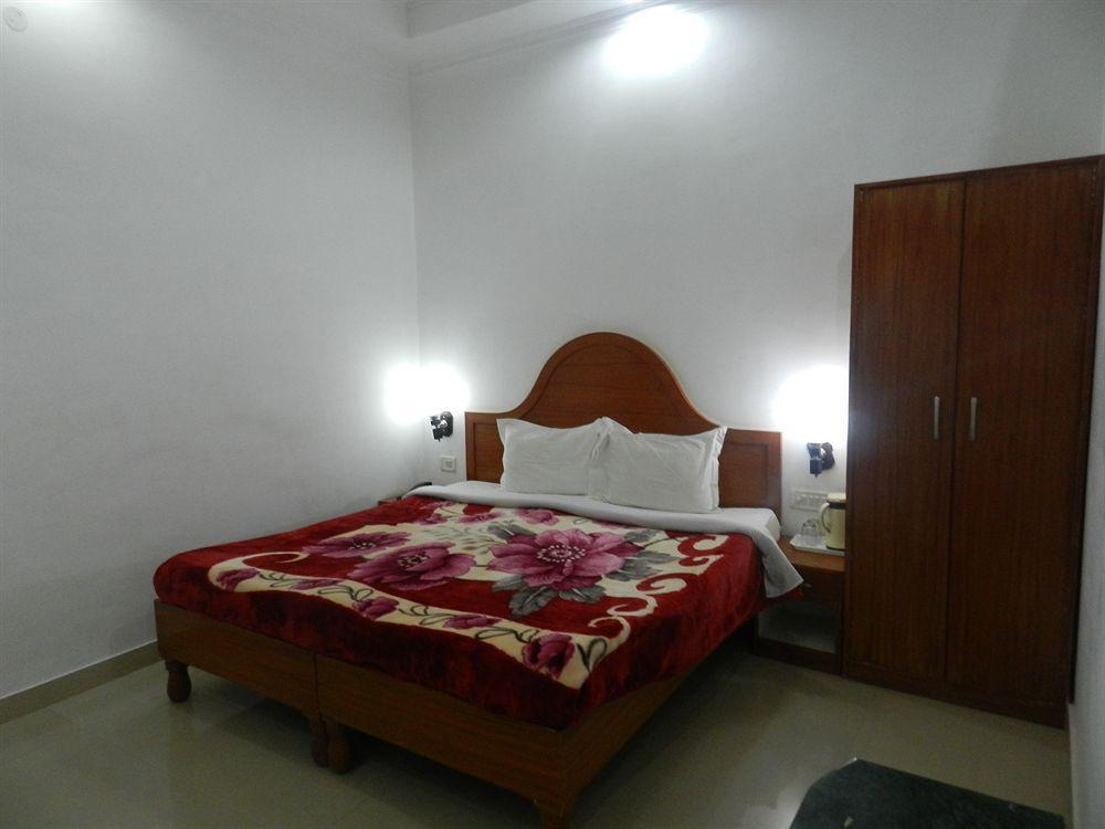 Eurostar Inn Khajurāho Extérieur photo